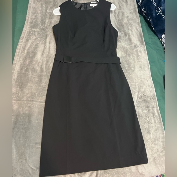 #296 Calvin Klein dress - Picture 2 of 10
